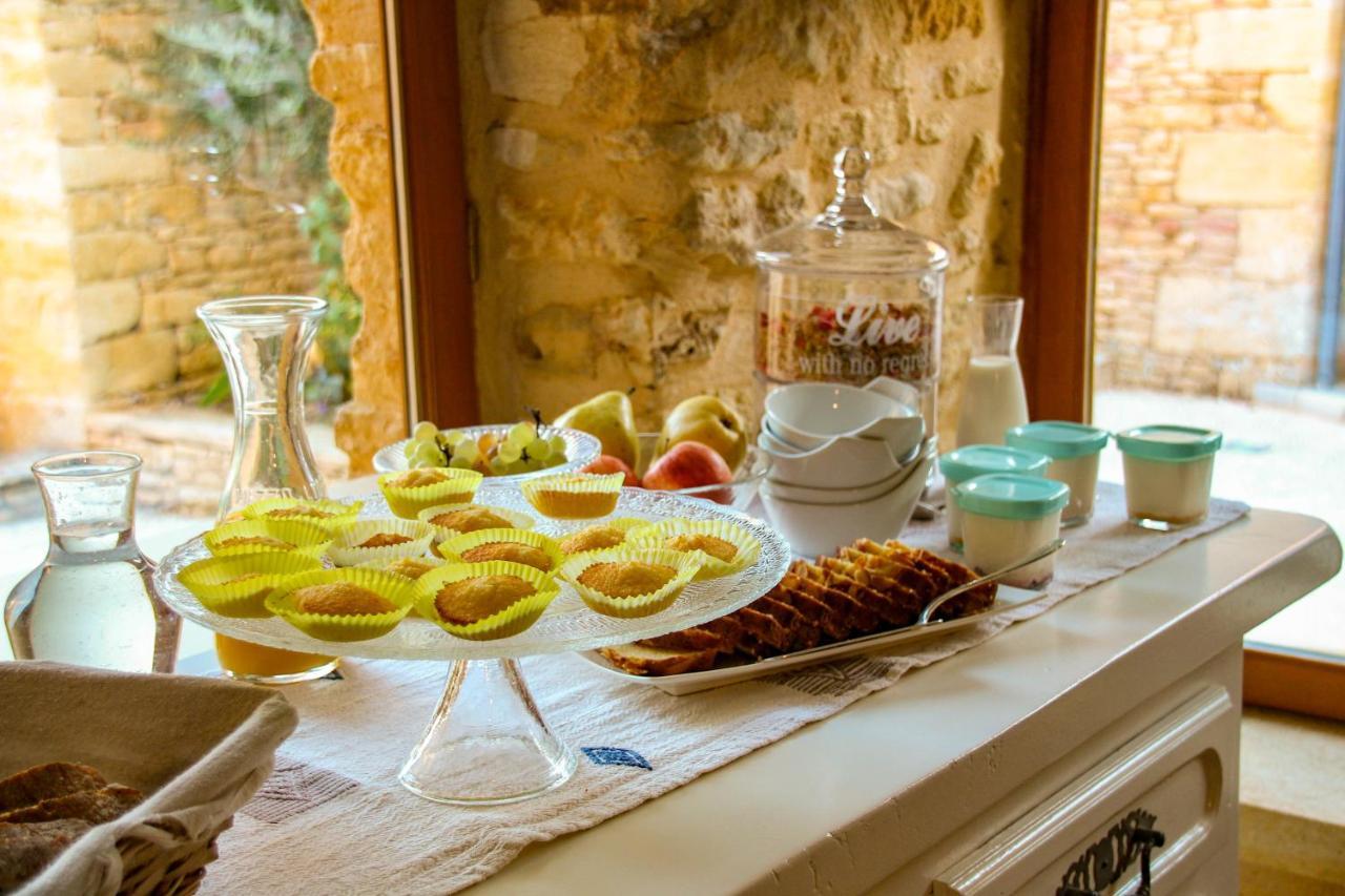 Aux Bories De Marquay, Chambres D'Hotes B&B Avec Piscine Et Spa Pres De Sarlat エクステリア 写真